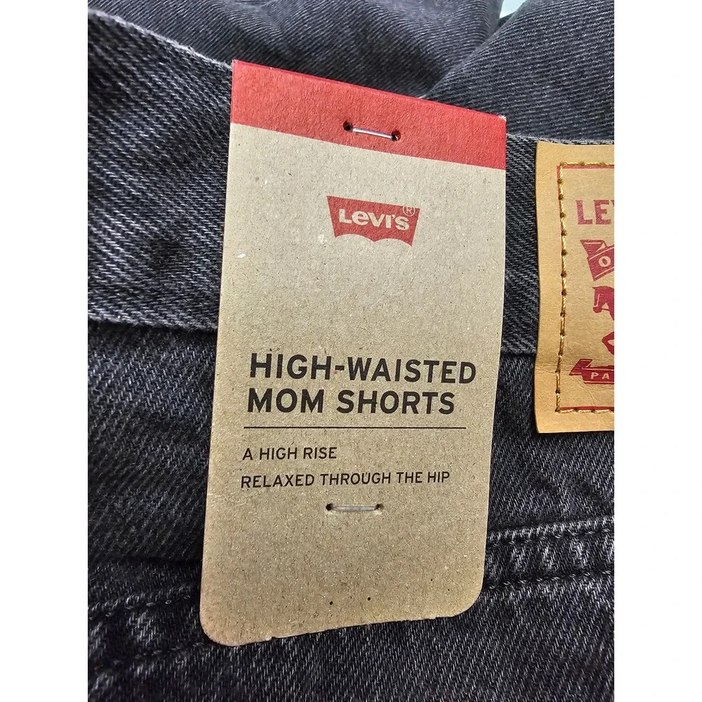 Levi's Womens High Rise Mom Shorts Black Denim Casual Size 32